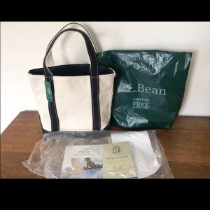 L.L.Bean Zip Top Boat & Tote
